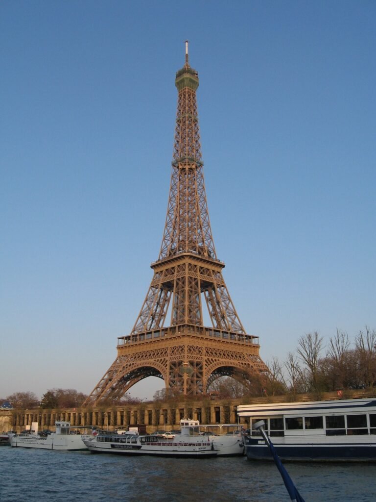 Paris Essencial
